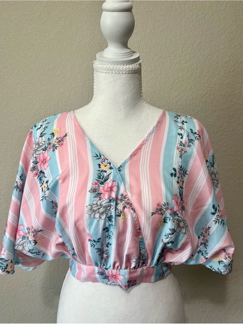 Ziyaa Floral Stripe V-Neck Crop Top - Pink & Light Blue